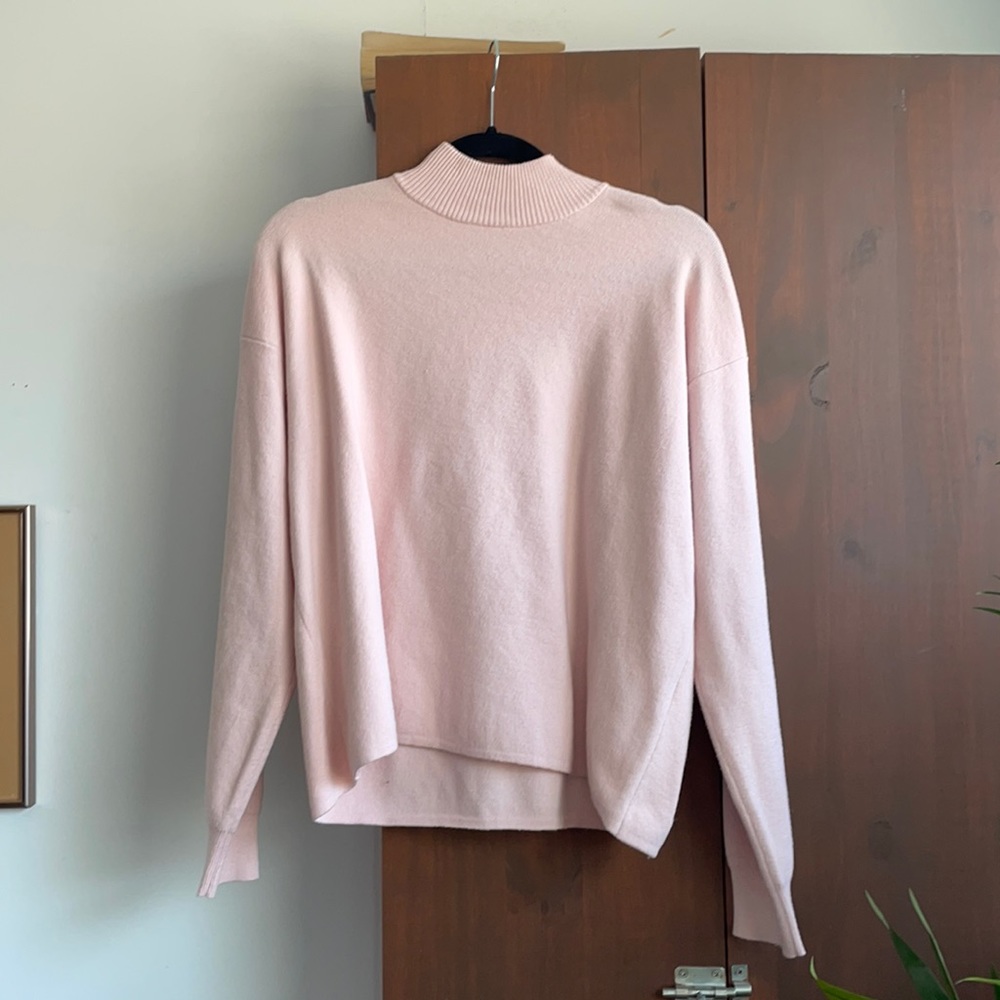 Mockneck Sweater in Light Pink